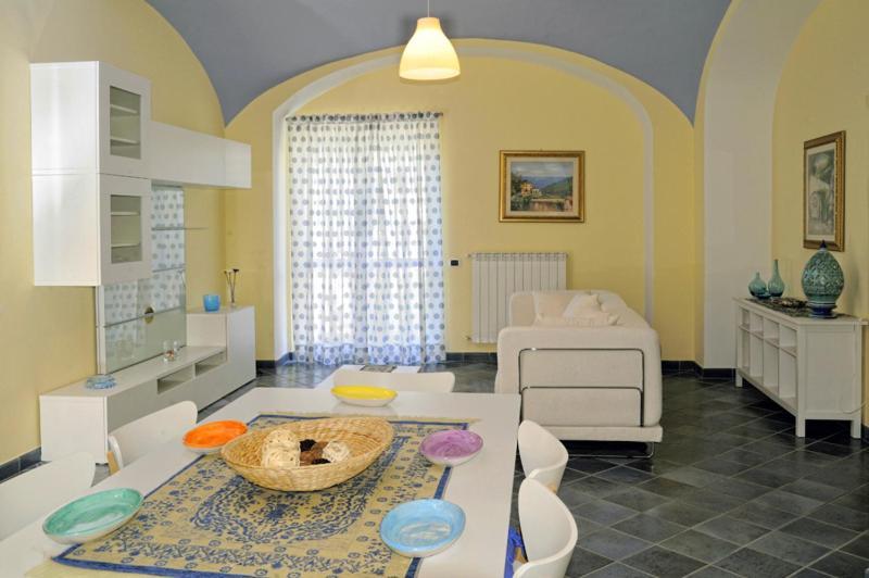 Le Terrazze Di Cristina Bed & Breakfast Vietri Ngoại thất bức ảnh